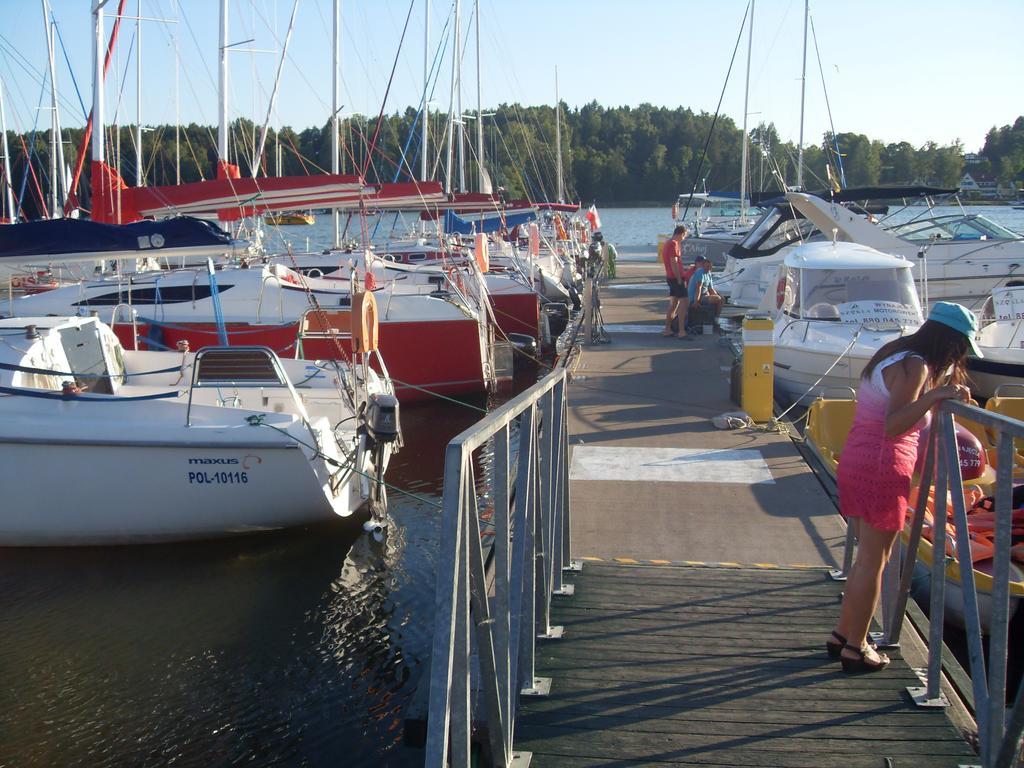 Frühstückspension Mazurska Chata Jezioro I Aquapark 6 Min, Centrum I Promenada 12 Min Mikołajki